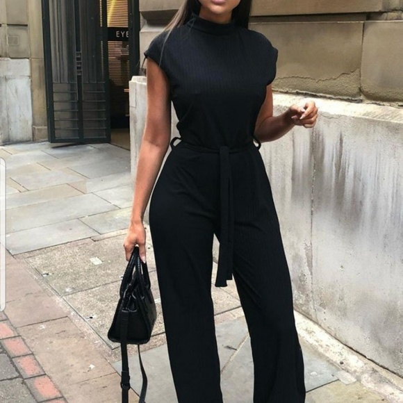 Pants - Jumpsuit black EUC, worn once. Super Cute